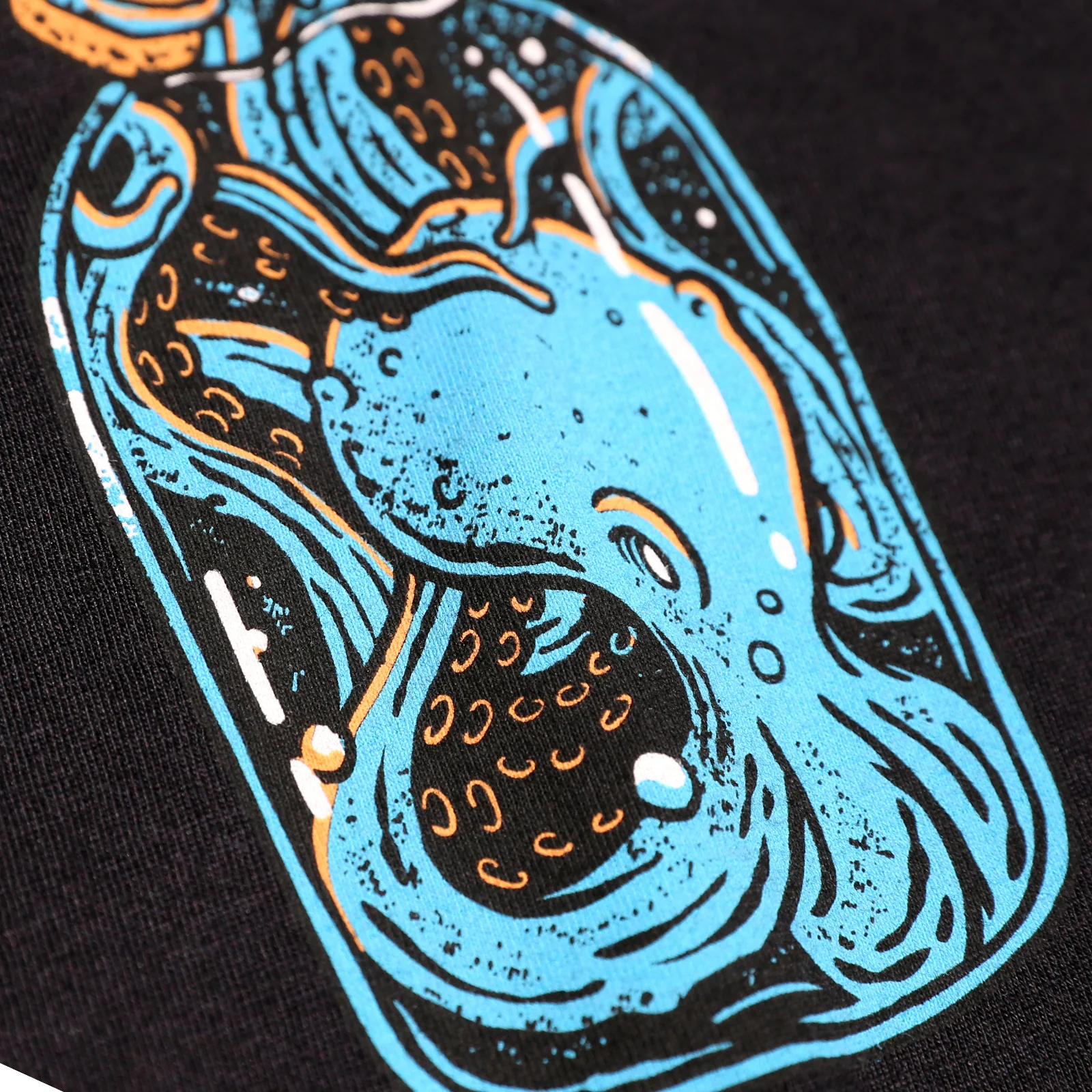 BOTTLE Tee Black - Image 3