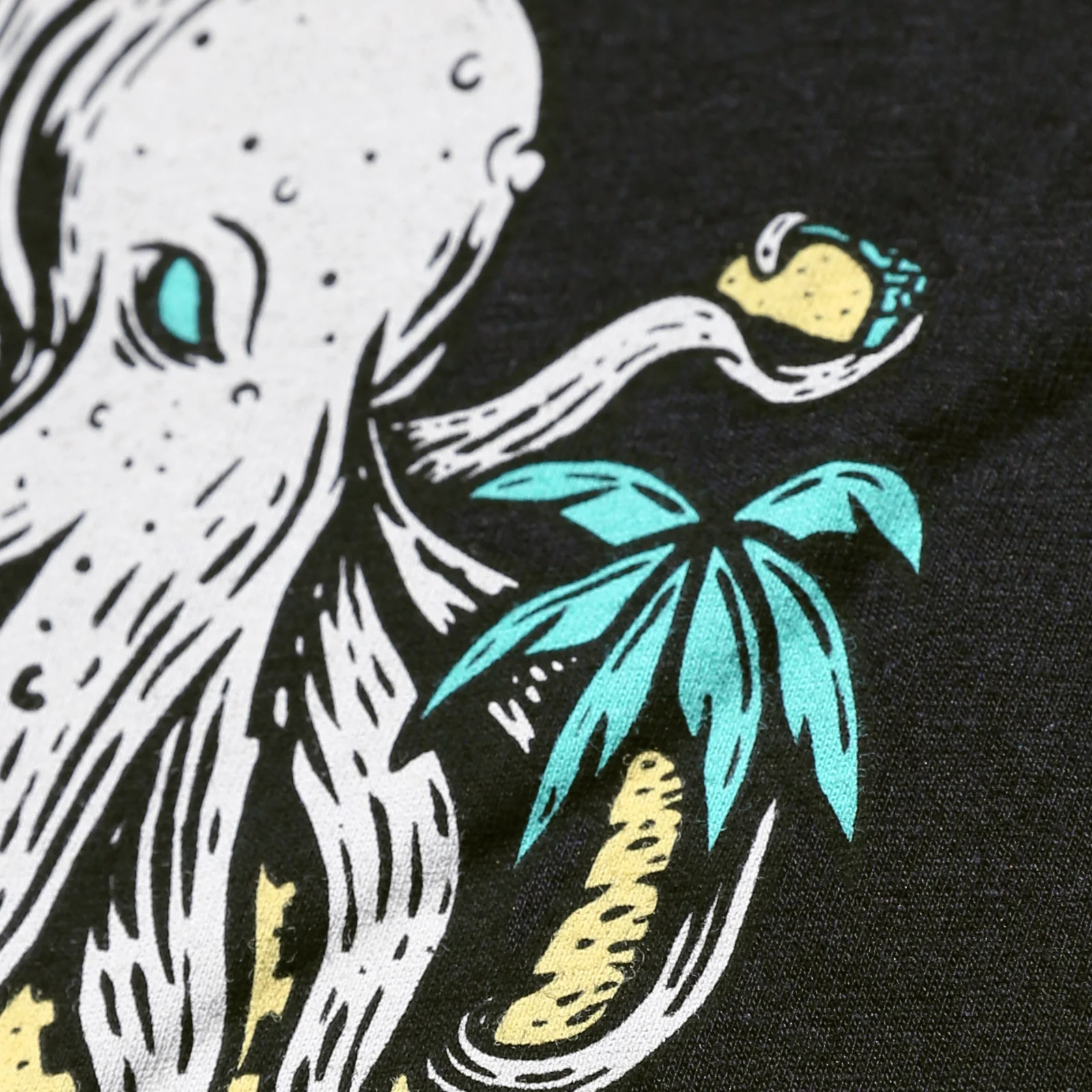 CALI Tee Black - Image 4