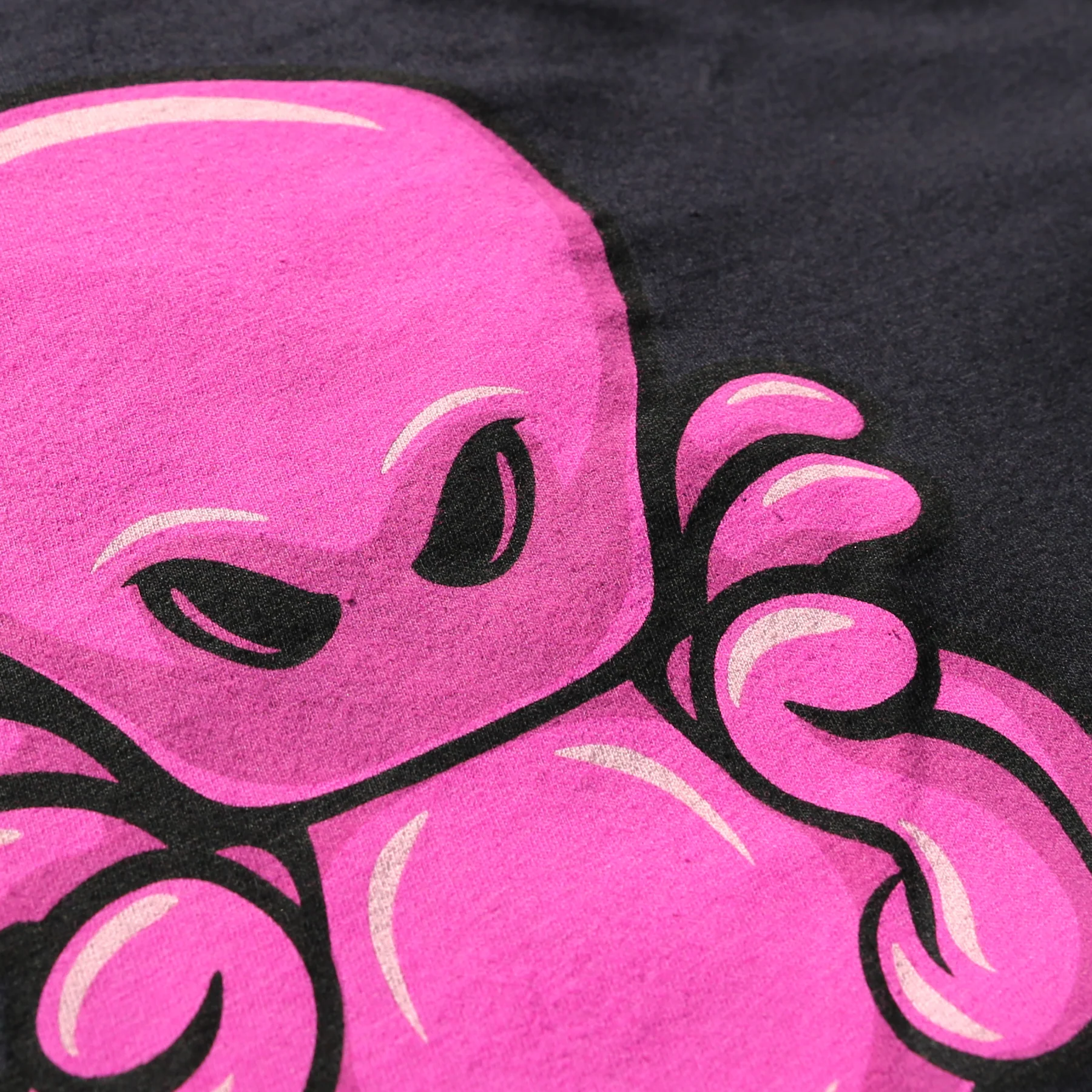 PINKY Tee Black - Image 4