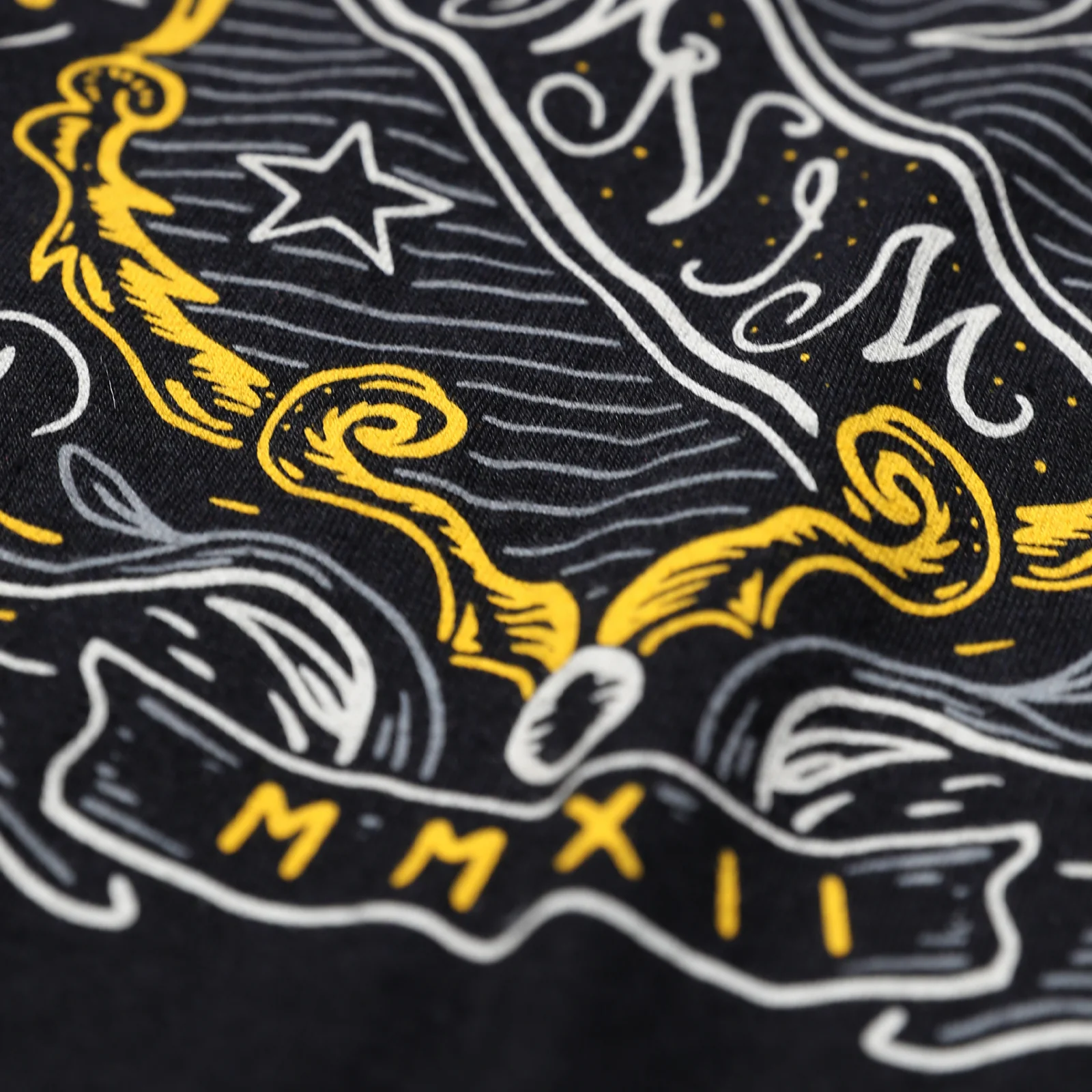 SHIELDY Tee Black - Image 4